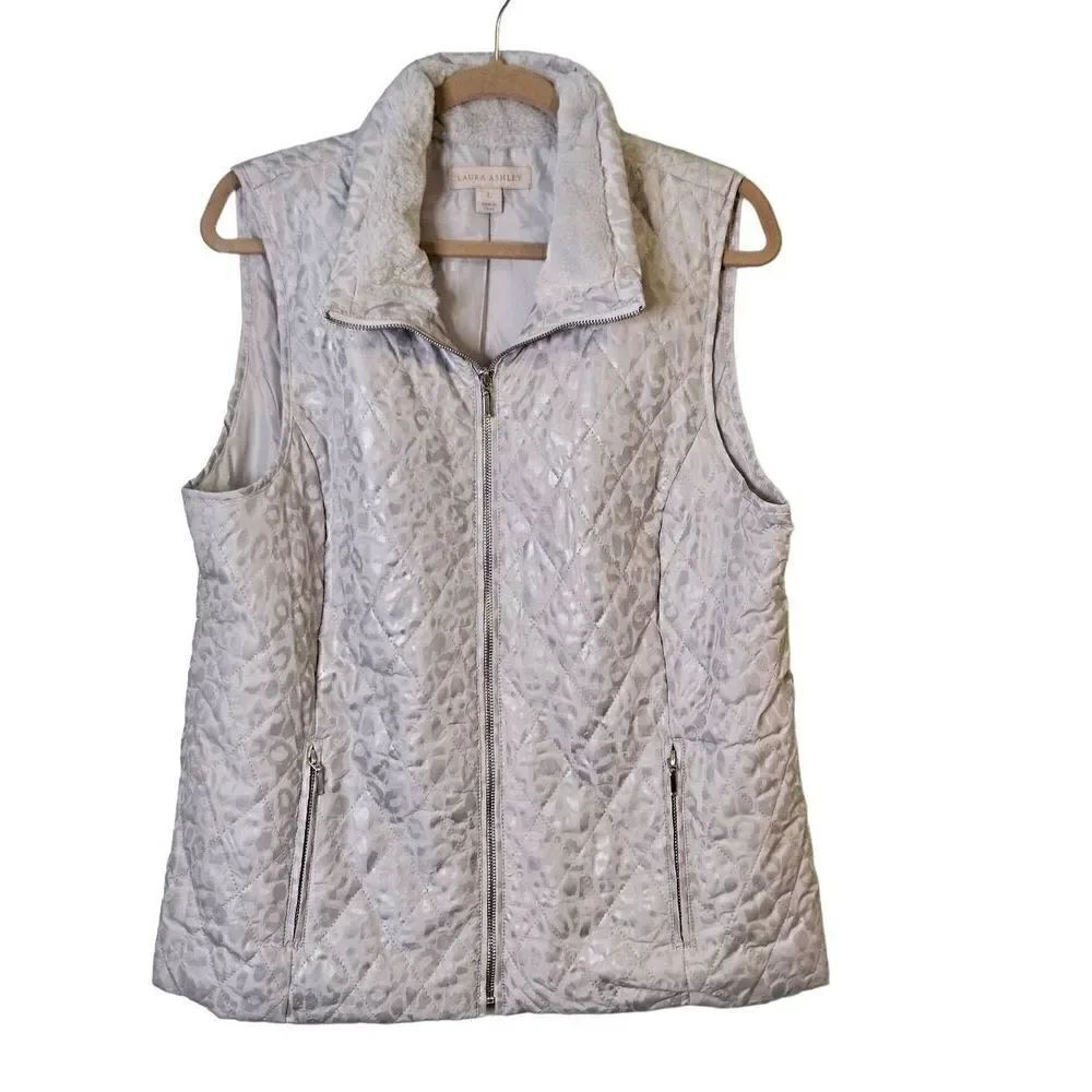 Laura Ashley gray/silver animal print vest. Size L.